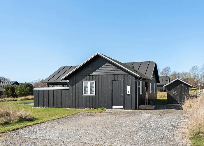 3 Bedroom Cozy In Дом отдыха Nysted